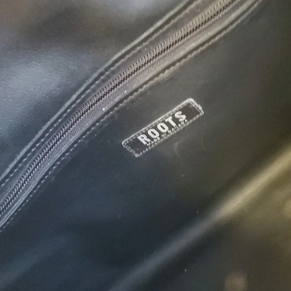 Vintage Roots Canadians Retro Duffel Pebbled Leather Travel Gym Weekender Bag - Picture 11 of 13